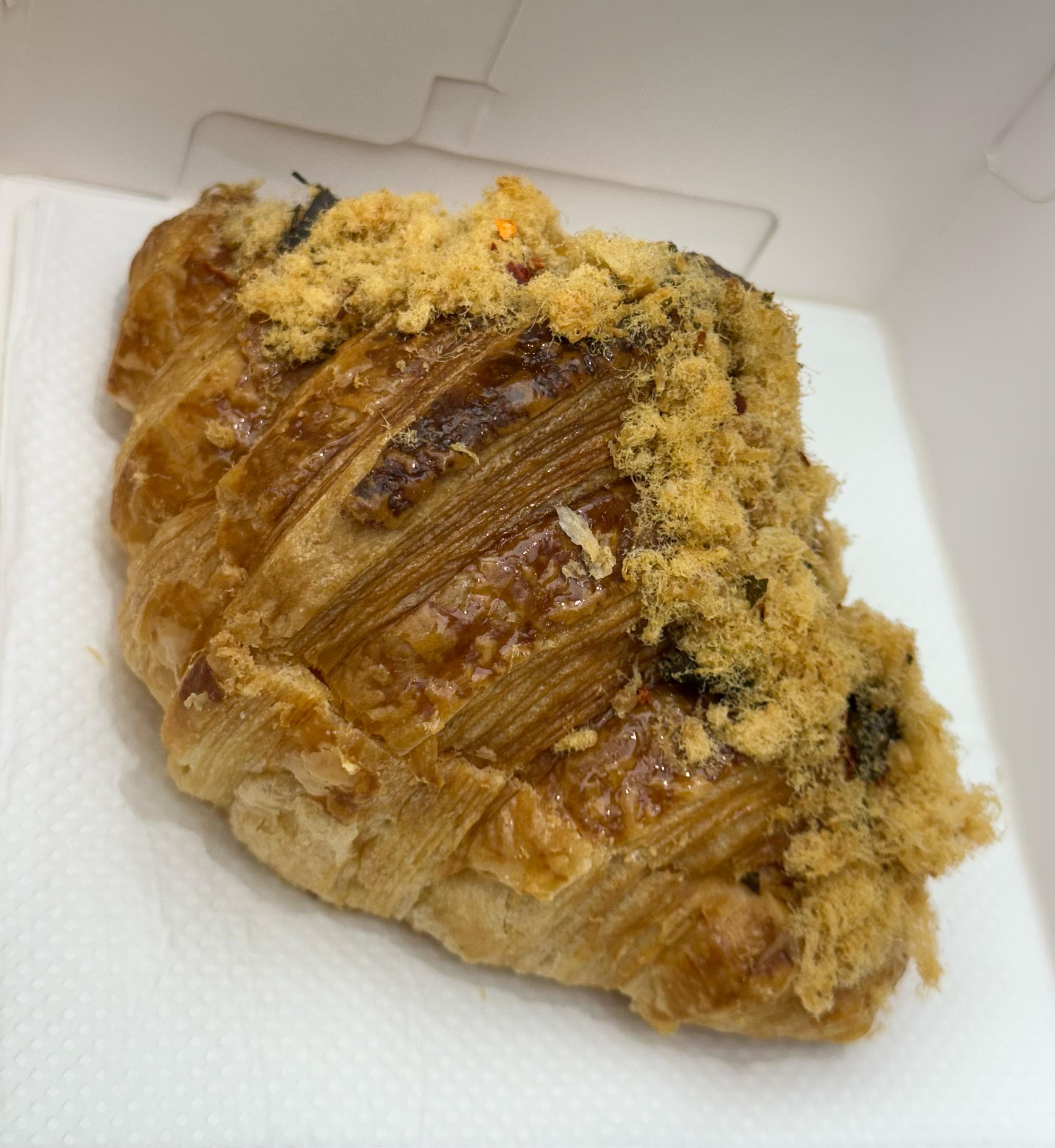 Salted egg croissant 