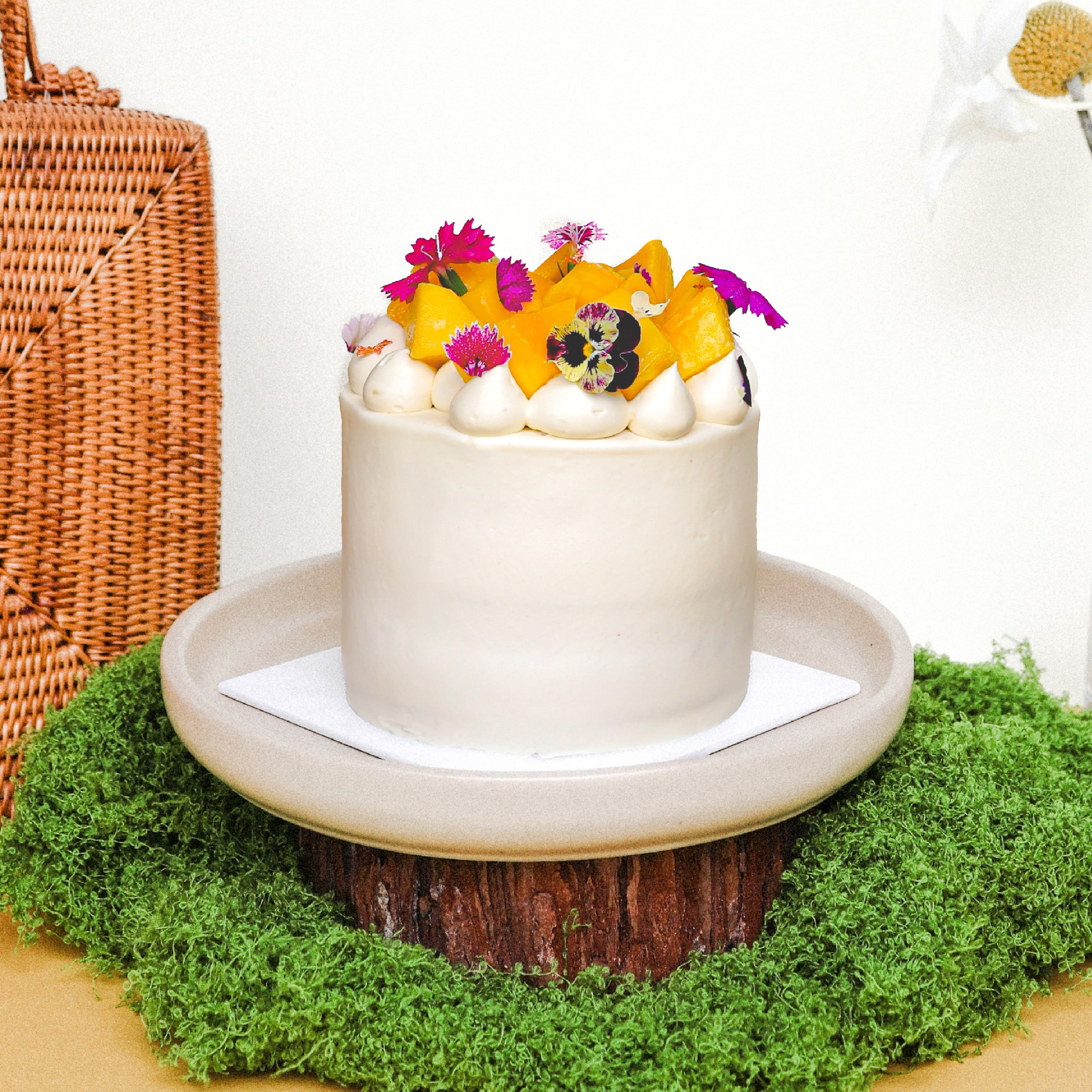 4" Mango Yuzu Cake