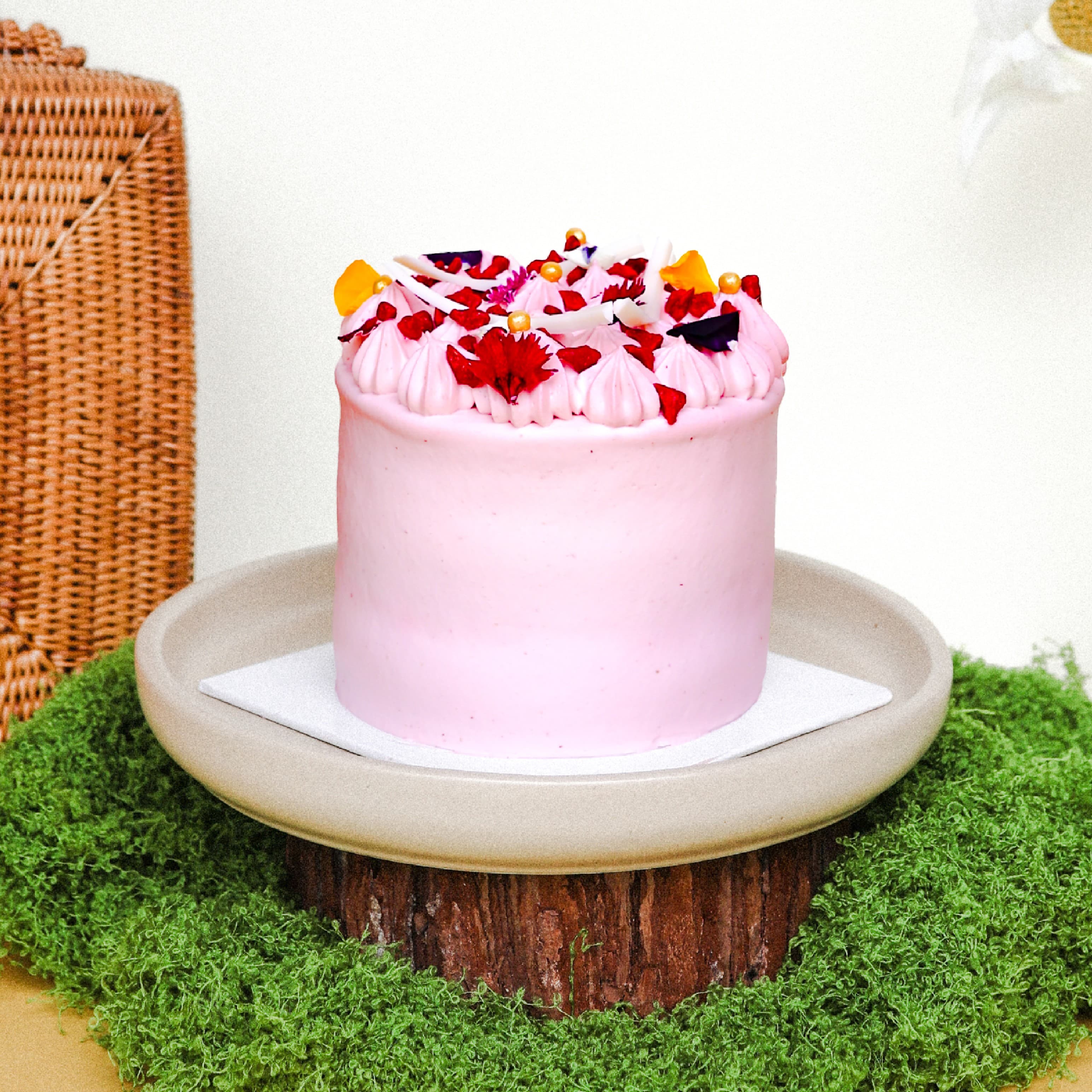 4" Raspberry Earl Grey Cake