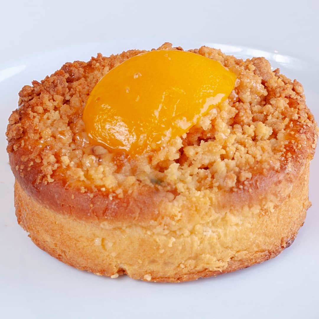 Peach Brioche Crumble