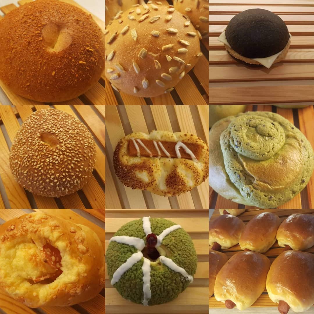 A bag f 10 buns of the day